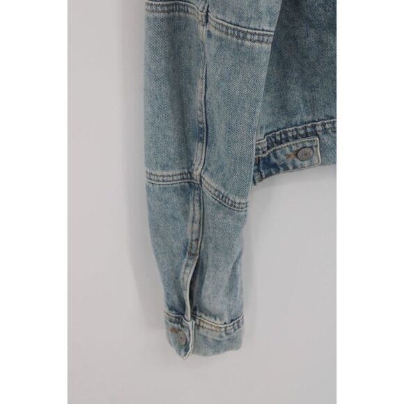 FREE PEOPLE DISTRESSED DESTROYED Denim Jacket Women's Size XS Light Indigo - Picture 9 of 12